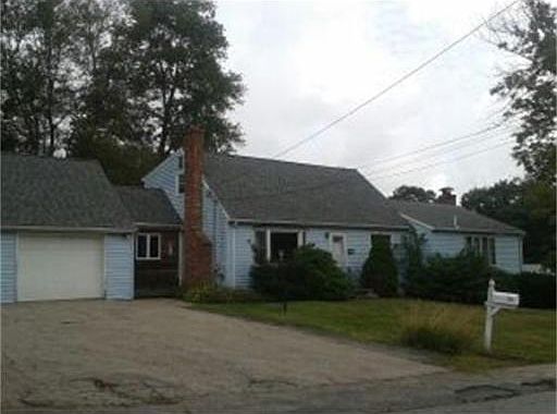 2nd image of 34 Cornell Dr