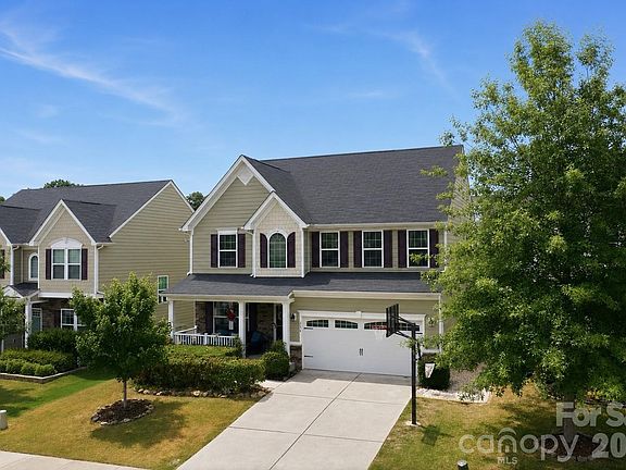 3rd image of 196 Welcombe St