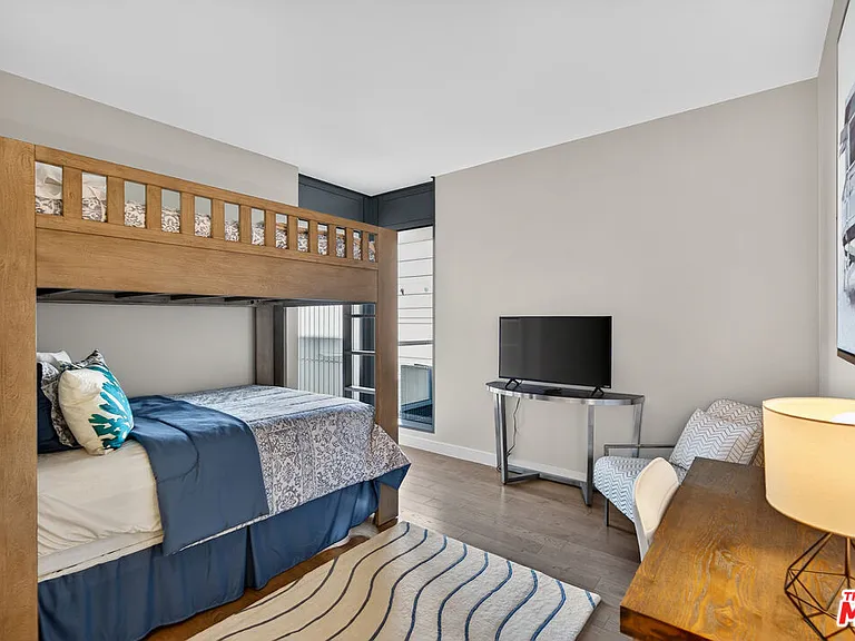 1755 Ocean Ave #702 — Photo 29