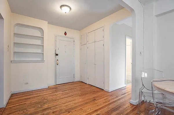 Rented by Emor Management Inc. | media 15