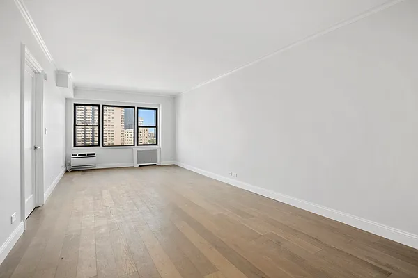 Sold by Douglas Elliman | media 16