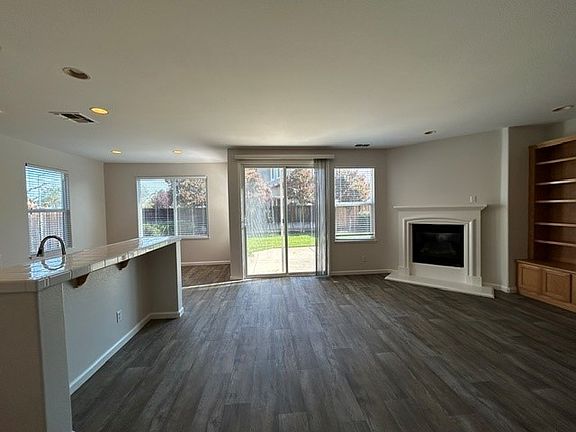4th image of 4752 Big Bear Rd