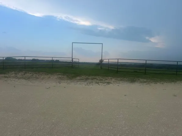 39 Private Road 16030, Jonesboro, TX 76538