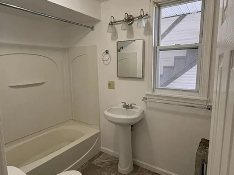 1635 Wyoming Ave #2 — Photo 6