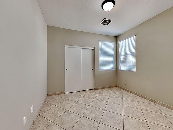 3rd image of 7069 College Park Ln