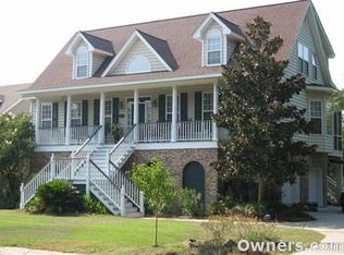 308 W Indian Ave, Folly Beach, SC 29439