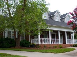 12522 Long Cove Dr, Charlotte, NC 28277