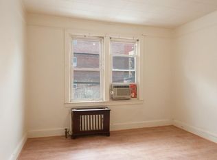 4325 Robinson St FL 2, Flushing, NY 11355