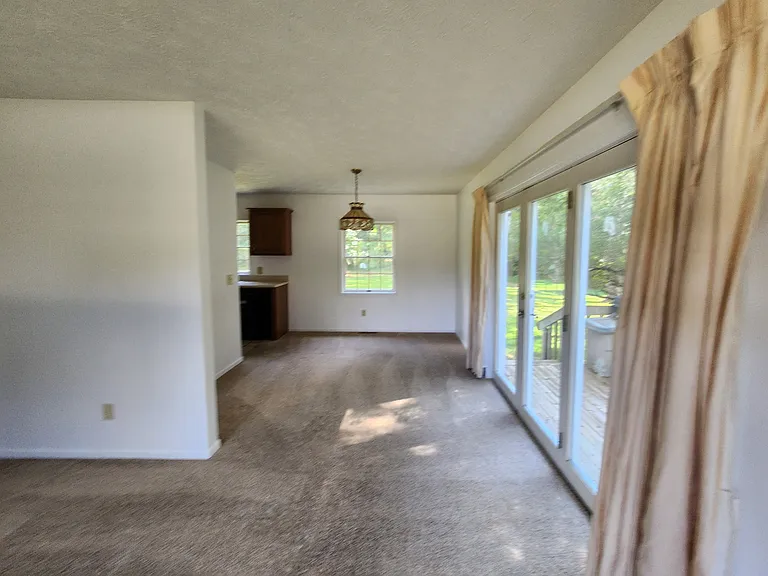 5861 Dover Ln — Photo 10