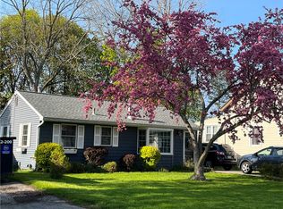 90 Ontario View St, Rochester, NY 14617