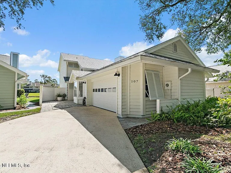 107 Island Dr — Photo 6