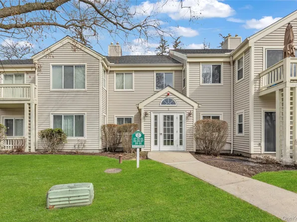 17 Bayberry Drive, Peekskill, NY 10566