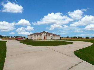 825 Grubbs Rd, Sealy, TX 77474