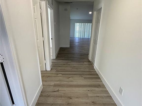 2nd image of 5109-5111 26th ST SW