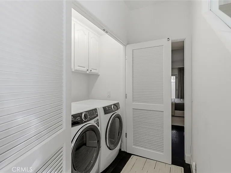 720 Manhattan Beach Blvd — Photo 36