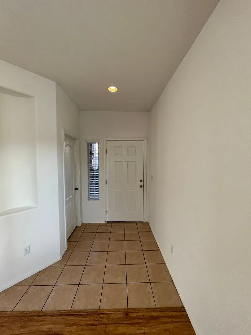 Building Photo - 8144 Satin Carnation Ln