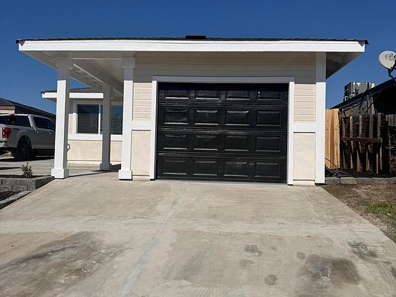 2nd image of 834 Mohoff Court