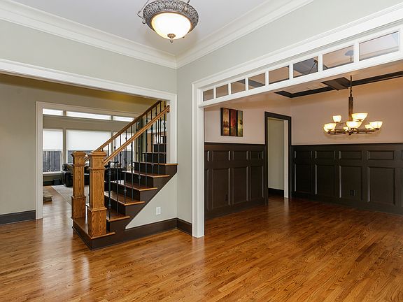 4th image of 3035 Woodvale Ct