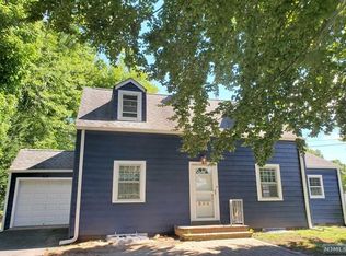 244 County Rd, Cresskill, NJ 07626