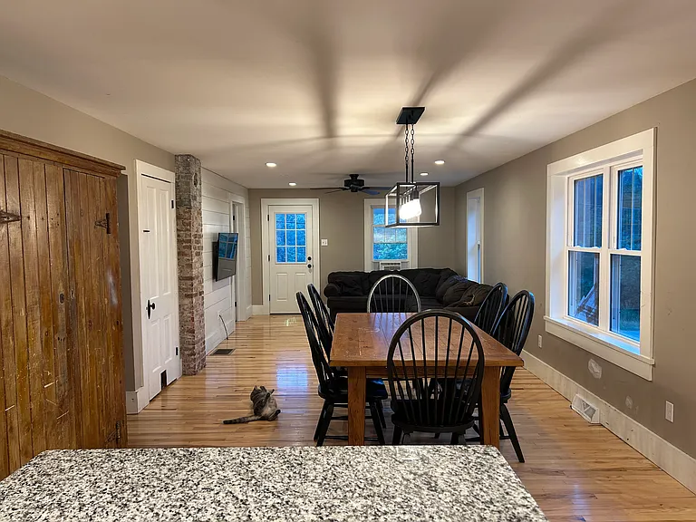 10024 Valley View Dr — Photo 4