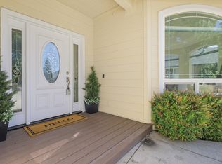 2110 Cadjew St, Redding, CA 96003
