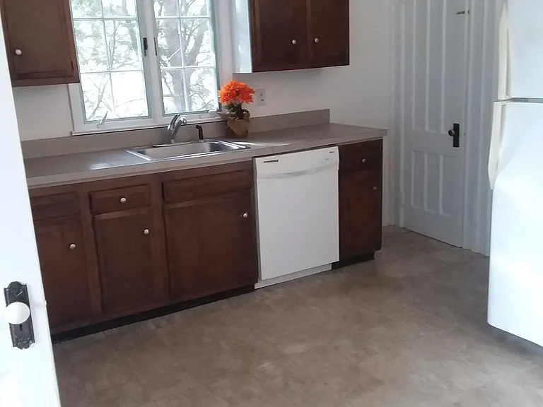 28 Richmond Hill Rd — Photo 8