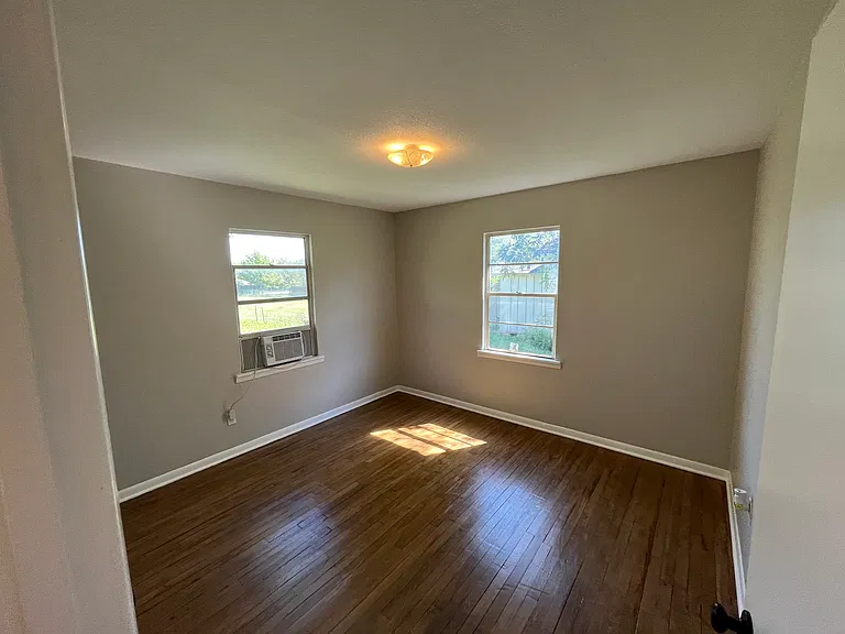 408 Jefferson Ave — Photo 13