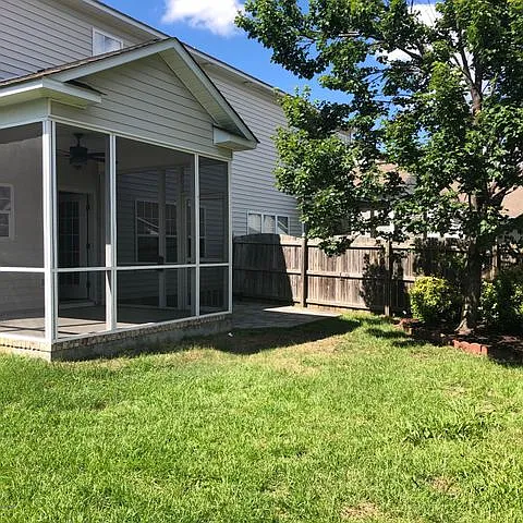 2309 B Berwick Ct #1 — Photo 2