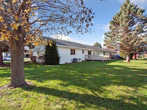 2nd image of 4123 Bordeaux Dr