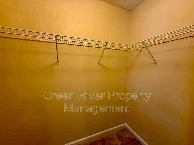 8716 Canopy Oaks Dr — Photo 44