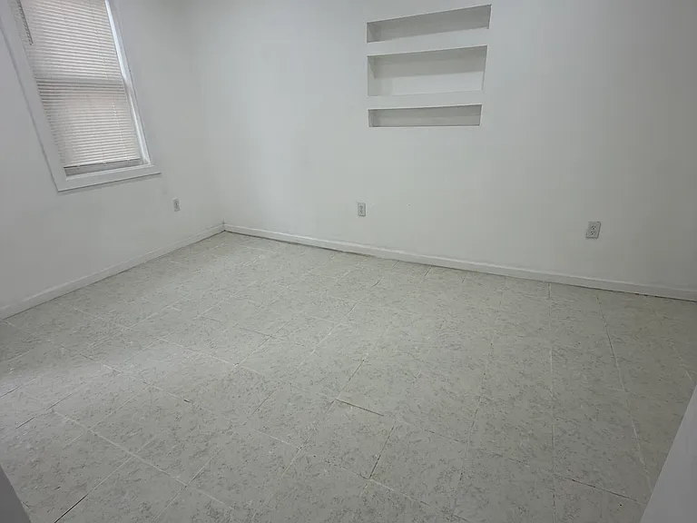 105 W Clearfield St #1 — Photo 3