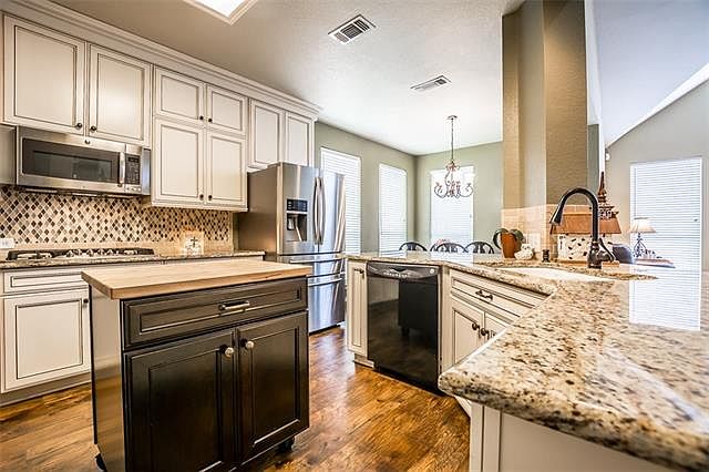 1st image of 101 Peregrine Dr