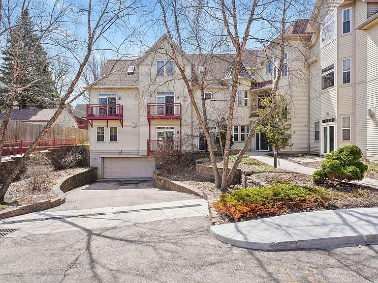 1037 Williamson St #107 — Photo 41