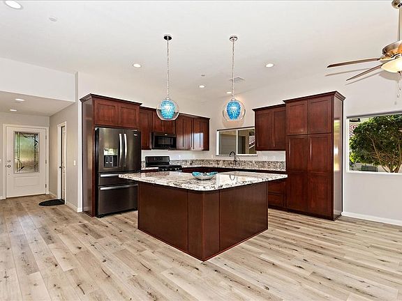 5th image of 8589 Clubhouse Blvd