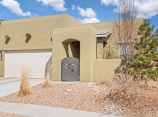 1709 Garden Way SW, Albuquerque, NM 87105