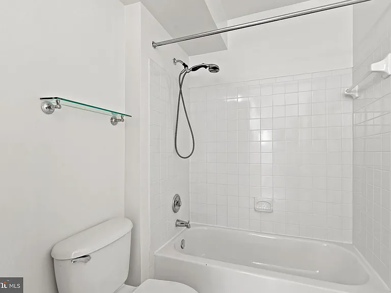 4525 Superior Sq #4525 — Photo 22