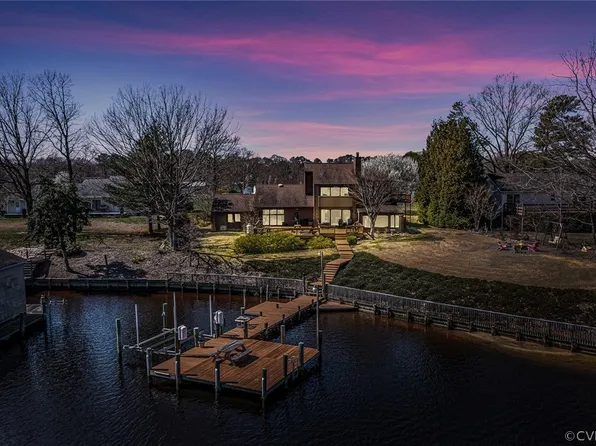 248 E Harbor Dr, Reedville, VA 22539