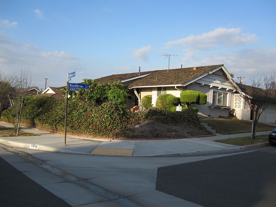 1st image of 11948 Groveland Ave