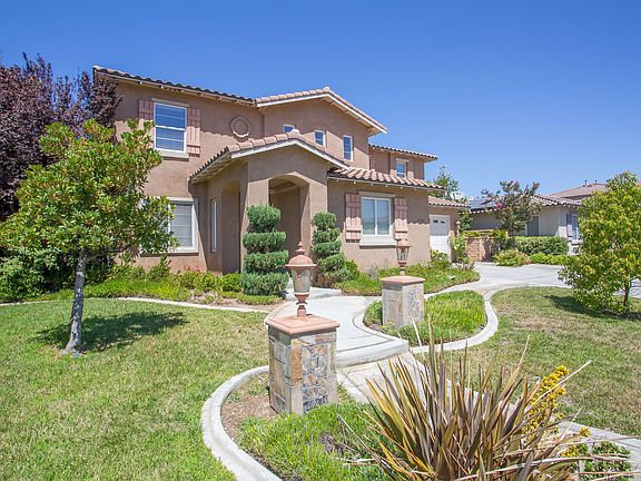 5th image of 35281 Lilac Ln
