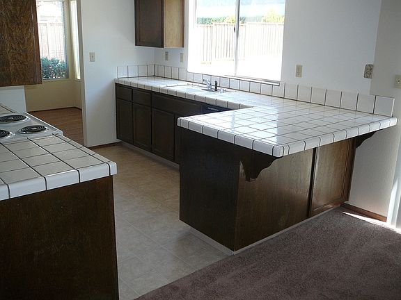 3rd image of 4555 Donalbain Cir