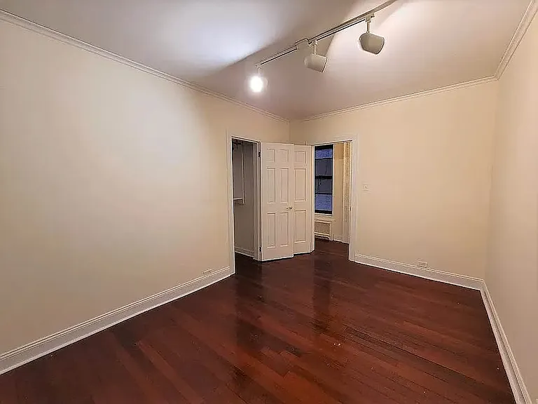 251 W 81st St #3M — Photo 6