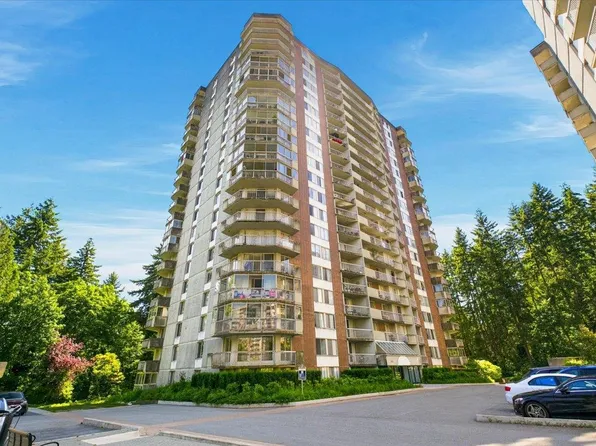 2024 Fullerton Ave #108, North Vancouver, BC V7P 3G4