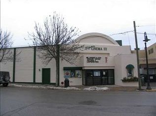 107 Antrim St, Charlevoix, MI 49720