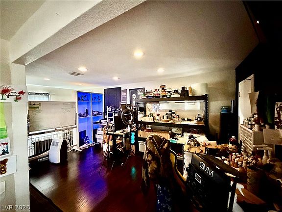 4th image of 1114 Ramona Cir
