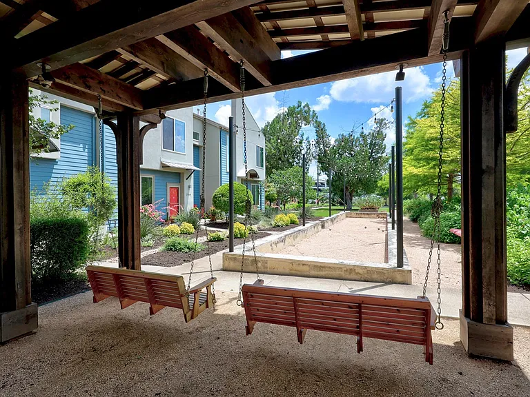 7505 Sugar Magnolia St — Photo 36