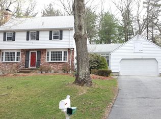 4 Wagontrail Rd, Chelmsford, MA 01824