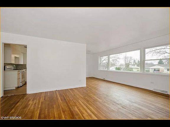 4th image of 7216 W Crain St #1