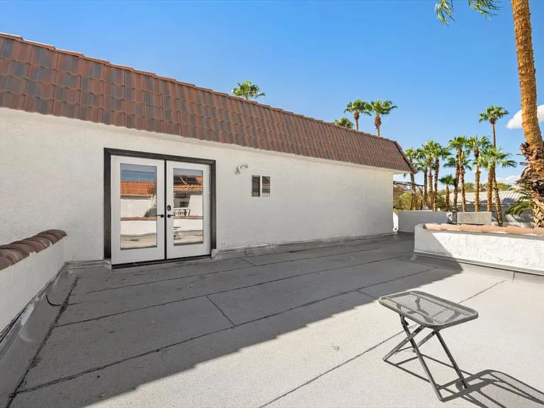 1695 Montessouri St — Photo 16