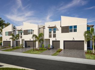 5695 Enclave Dr, Mangonia Park, FL 33407