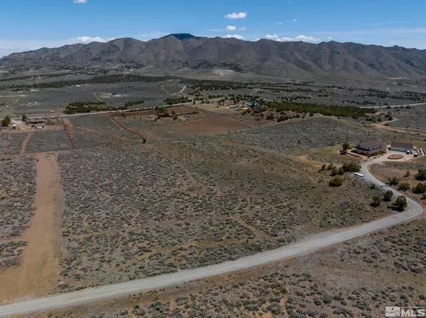 111 Cobalt Ln, Reno, NV 89508